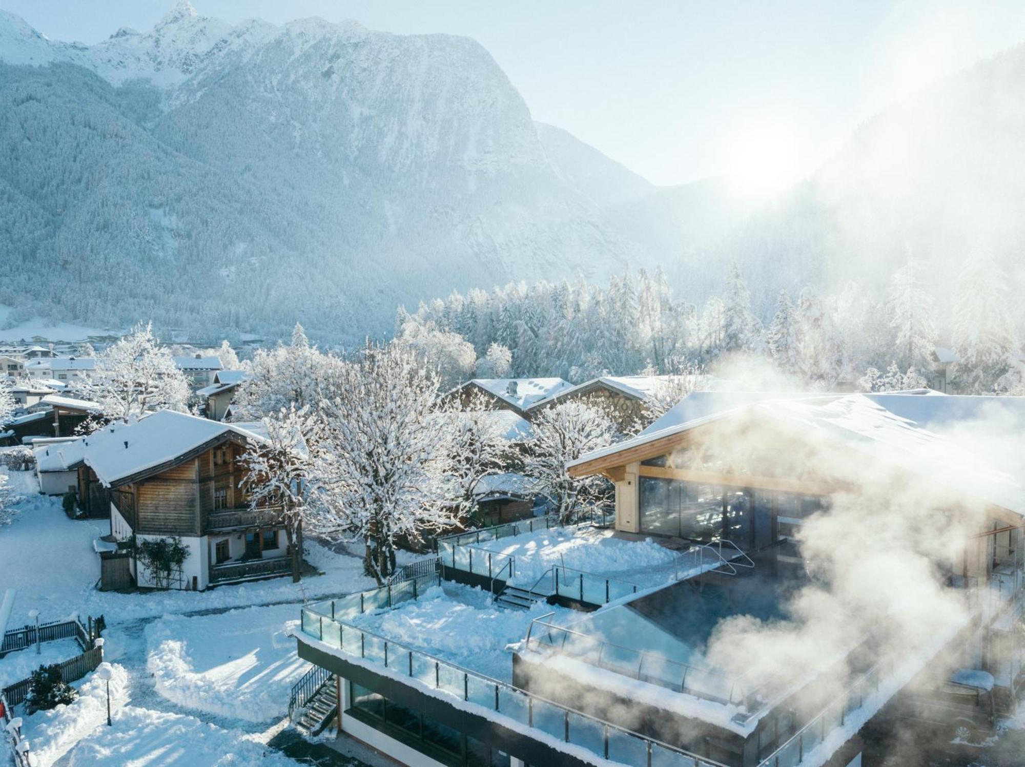 Feelfree Nature Resort Oetz Buitenkant foto