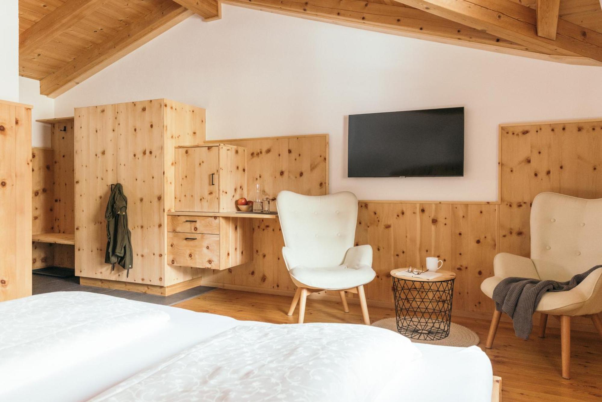 Feelfree Nature Resort Oetz Kamer foto